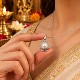 Moti Stylish Single Stone Silver Coated Locket