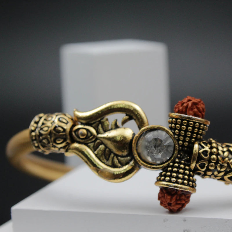 Kendra Scott Shiva Vintage Gold Wrap Bracelet in Teal Howlite | The Summit