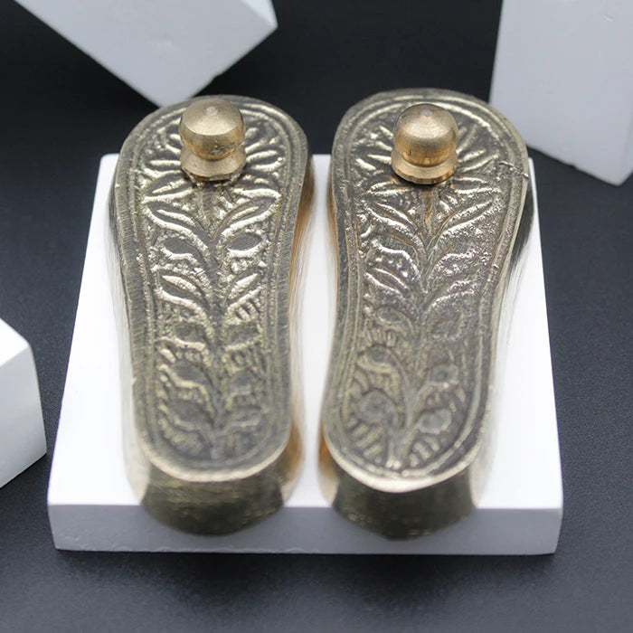 Maa Laxmi Ji Metal Charan Paduka (3 inch)