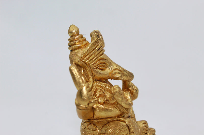 Beautiful Ganesha Idol of Metal | 4 inches Nepali Ganesha Murti | Gold Plated Ganesha for Table of Office & Home